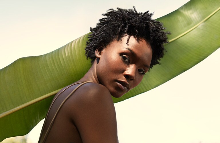 Aveda nutriplenish hair care model.