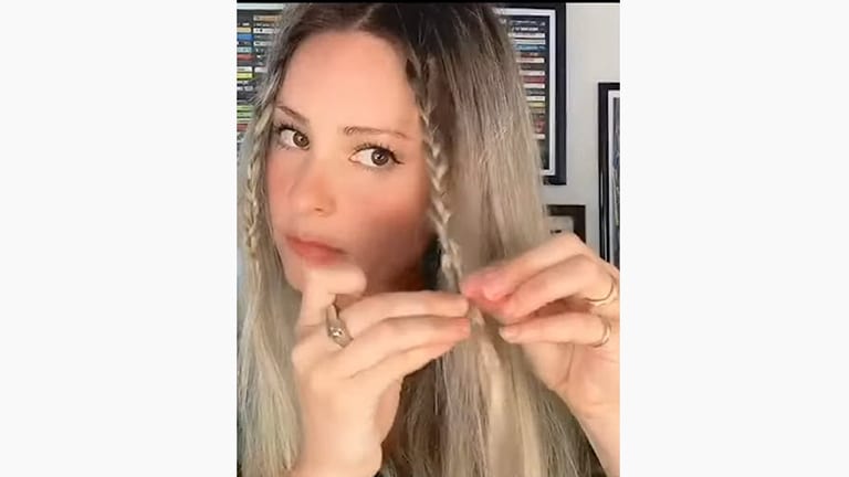 cute lil face frame braids tutorial WITHOUT elastics 🤎 #hairstyletuto
