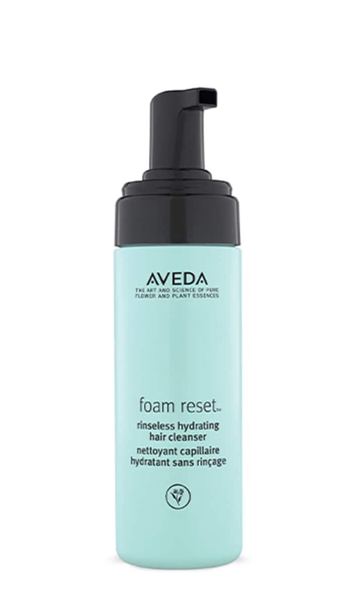 foam reset™ rinseless hydrating hair cleanser | Aveda